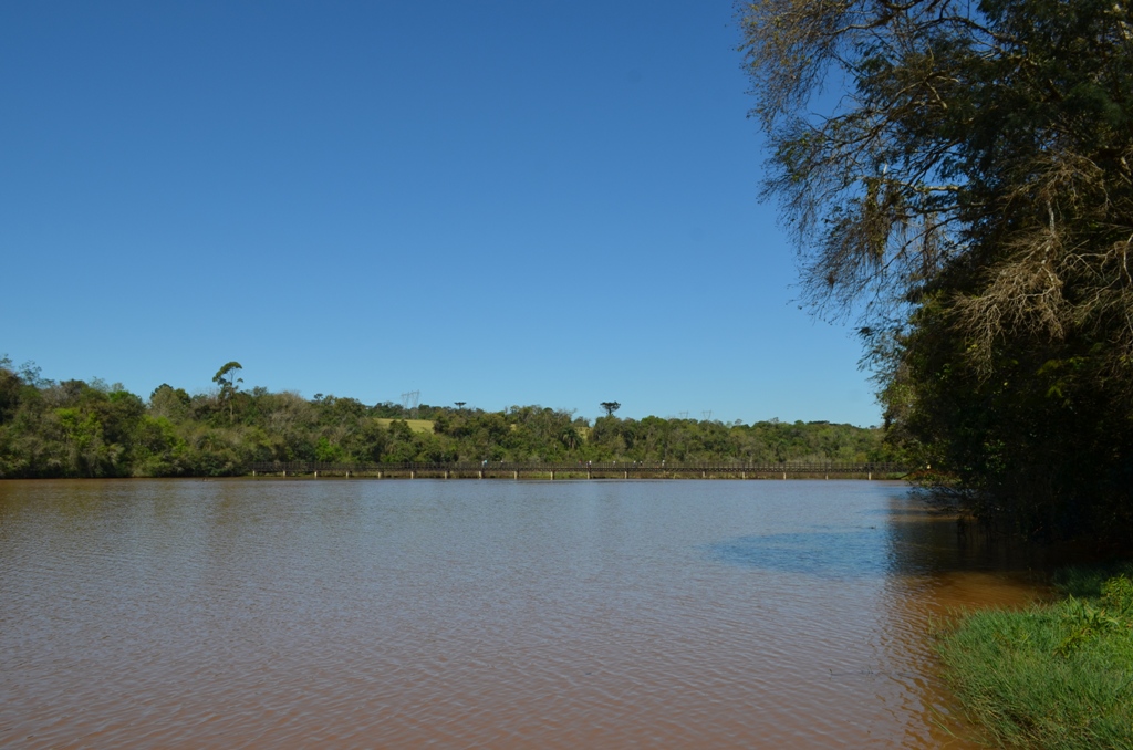 Parque Do Lago Campo Mour O T L