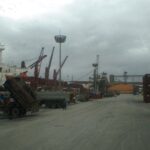 Porto de Paranaguá. Foto: LIMA, 2007.