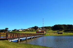 Parque do lago de Mamborê