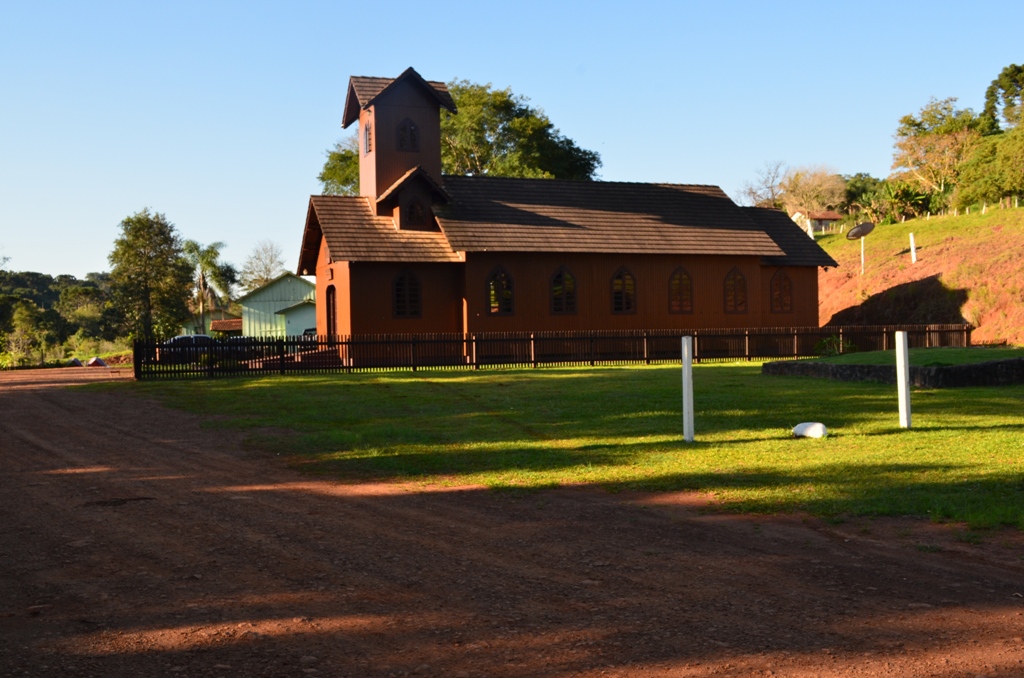 Igreja Adventista do 7º dia em Mamborê