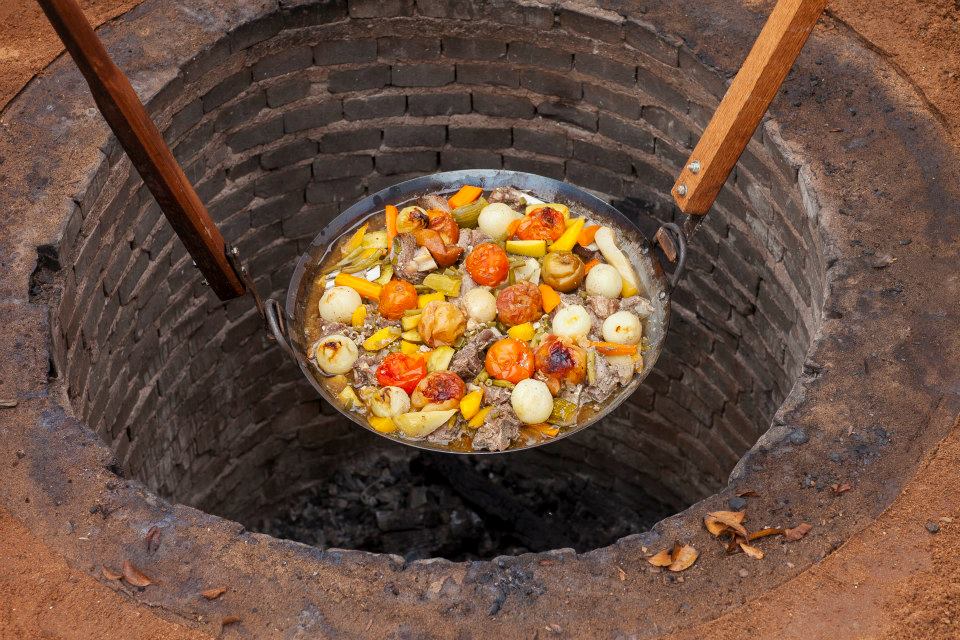 Carneiro no Buraco - Prato Típico de Campo Mourão