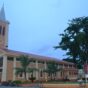 Padroeira do Paraná leva milhares de devotos para a procissão