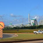 Rodovias do Parana - Fábrica da Klabin ao fundo