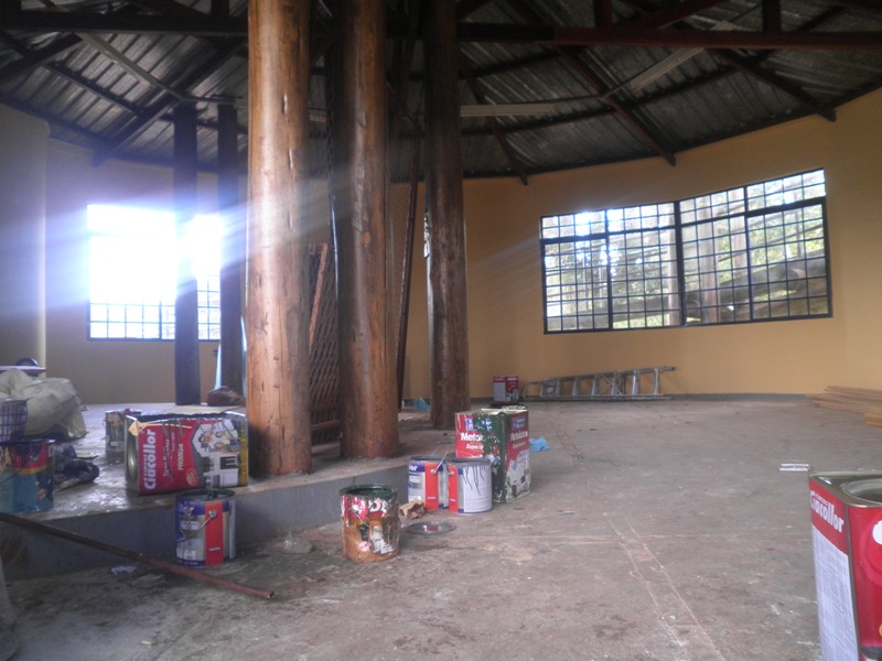 Sala em reforma, onde antes funcionava o museu - Parque do lago Campo Mourão